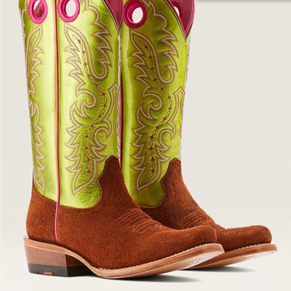 BRAND NEW Ariat futurity boots